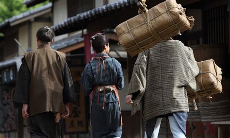  “The Village of the Talking Rats!” – An Unexpected Look into Edo Period Social Commentary